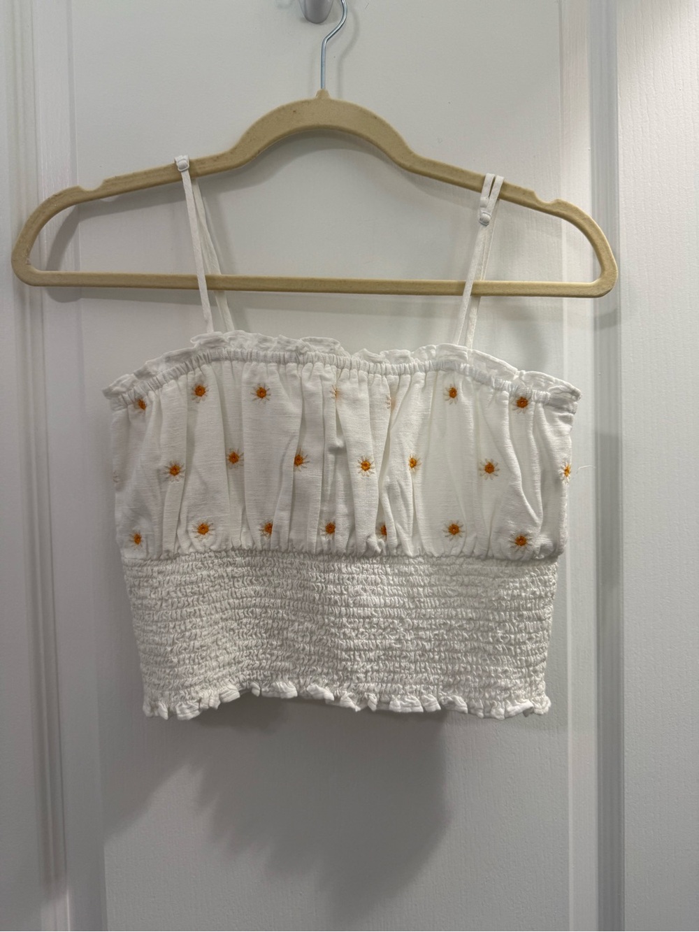 American Eagle Outfitters White Daisy-Print Smocked Crop Tank
